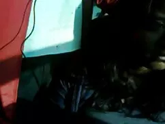 A barna hajú lány, t ...